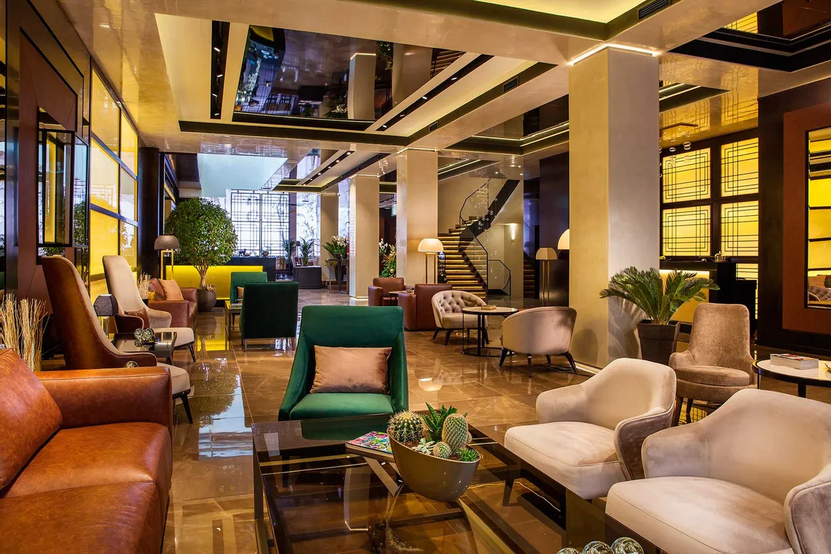 Saint Ten Luxury Boutique Hotel
